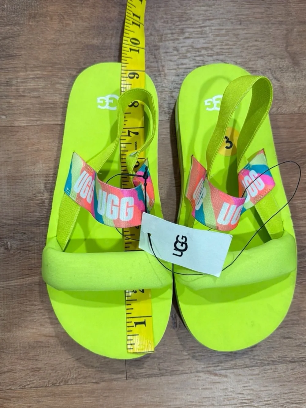 UGG Girls Size 3 Neon Green Zuma Sling Slide Sandals Logo Strap Slip-On Shoes
